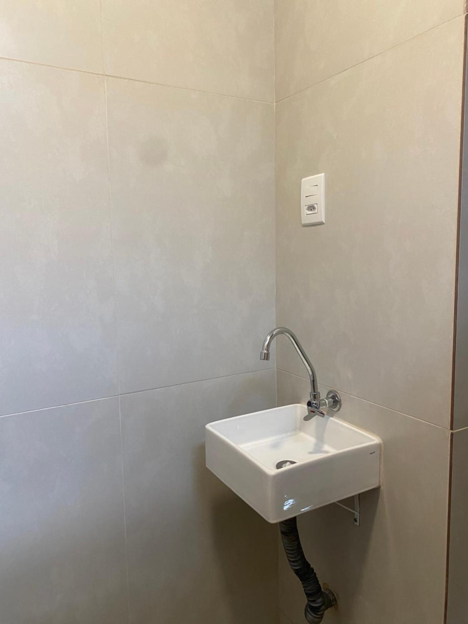 Terreo De 1 Apartment